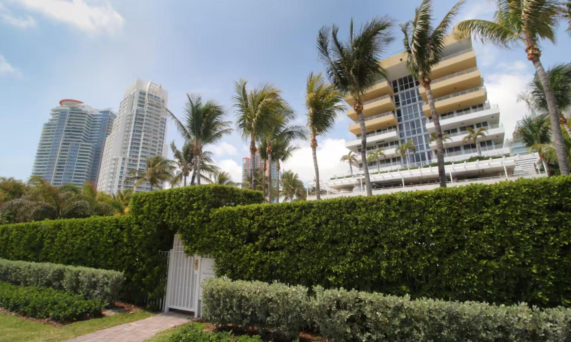 Beachfront Bentley Hotel One Bedroom Suite With Balcony And Beach Access 迈阿密海滩 外观 照片